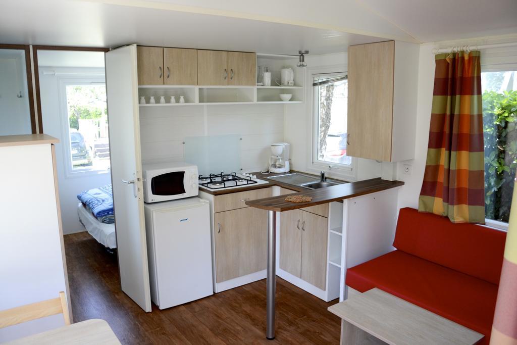 Camping De La Plage Benodet - 400 Metres De La Plage Eksteriør billede